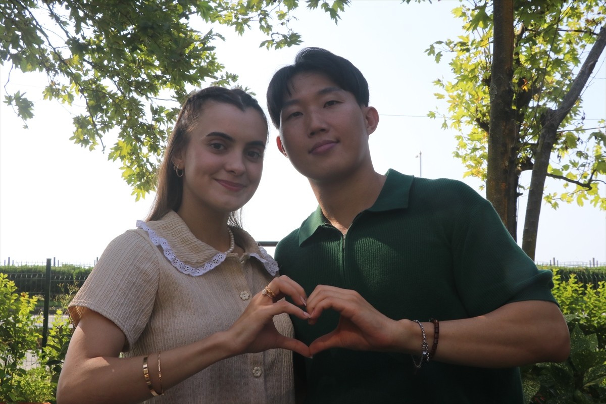 Güney Koreli Yeong Jun, iş toplantısında İstanbul'da tanıştığı Melisa Şat sayesinde önce...