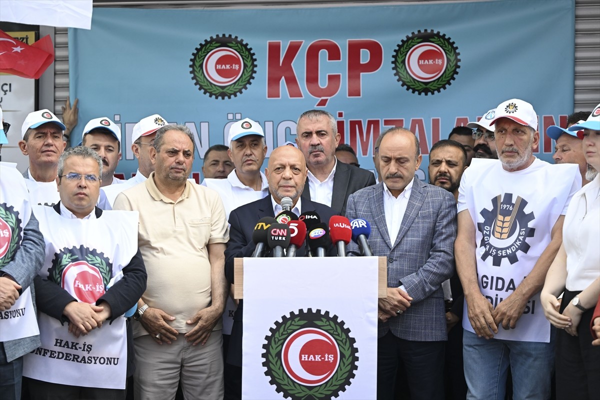 HAK-İŞ, taleplerini dile getirmek için konfederasyon genel merkezi ile Hazine ve Maliye Bakanlığı...