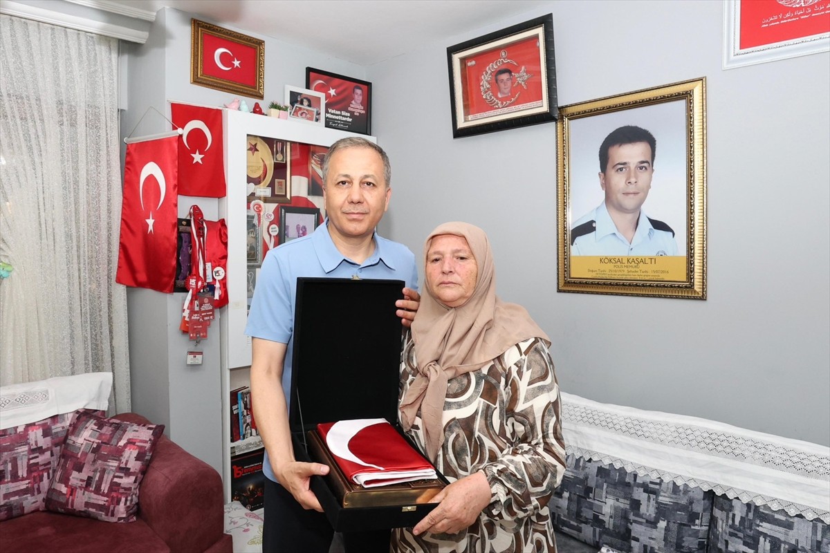 İçişleri Bakanı Ali Yerlikaya, Fetullahçı Terör Örgütü'nün (FETÖ) 15 Temmuz 2016'daki darbe...