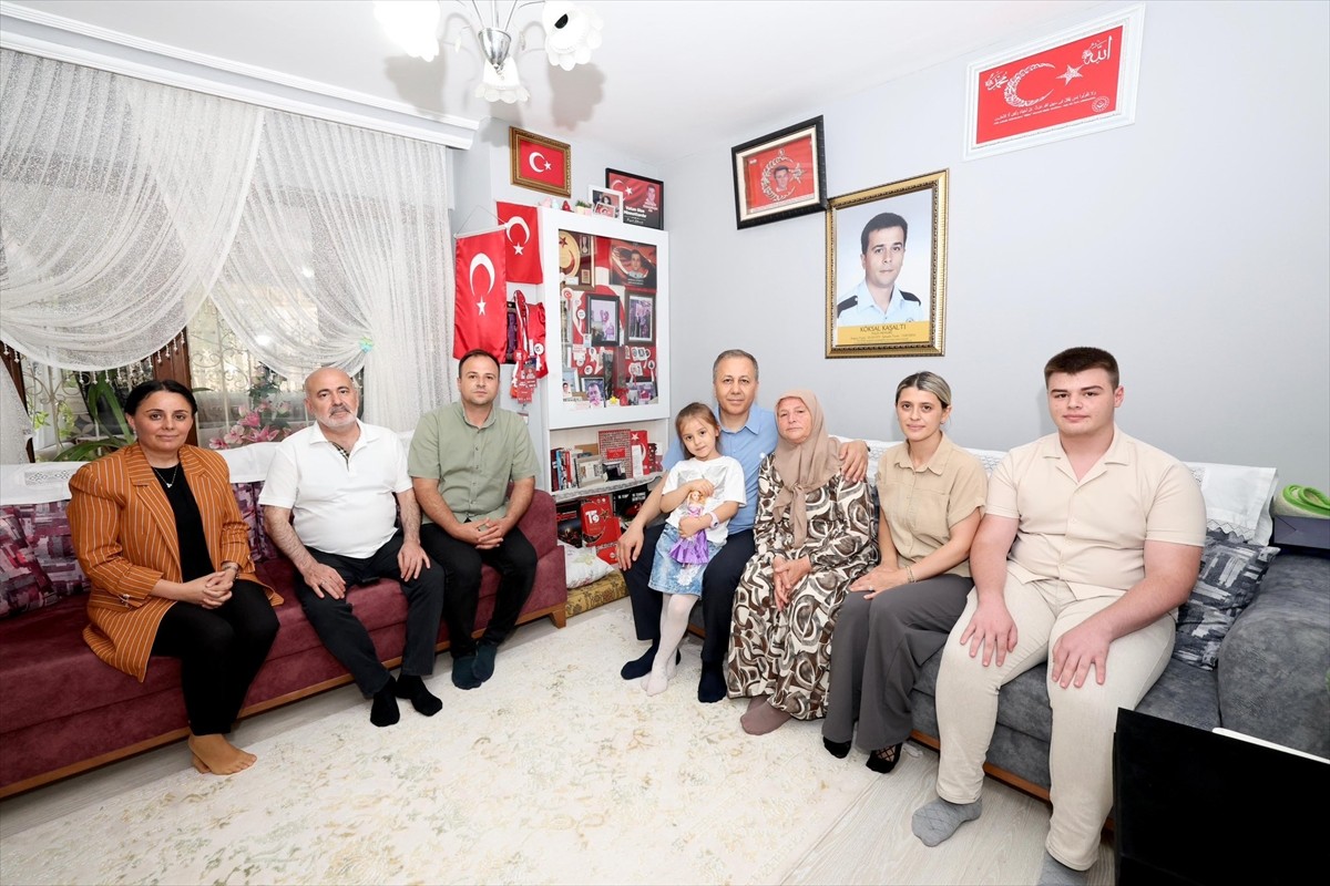 İçişleri Bakanı Ali Yerlikaya, Fetullahçı Terör Örgütü'nün (FETÖ) 15 Temmuz 2016'daki darbe...