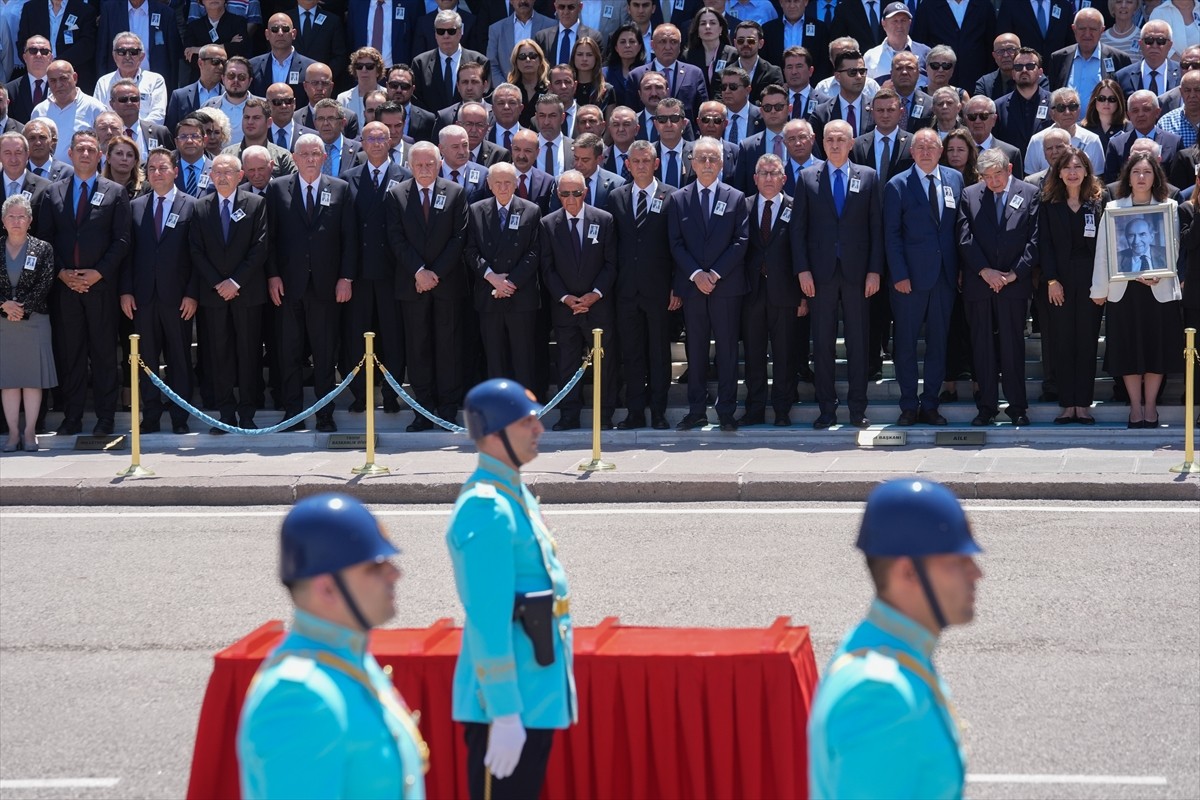 İstanbul'da tedavi gördüğü hastanede çoklu organ yetmezliği nedeniyle 19 Temmuz Cumartesi günü...