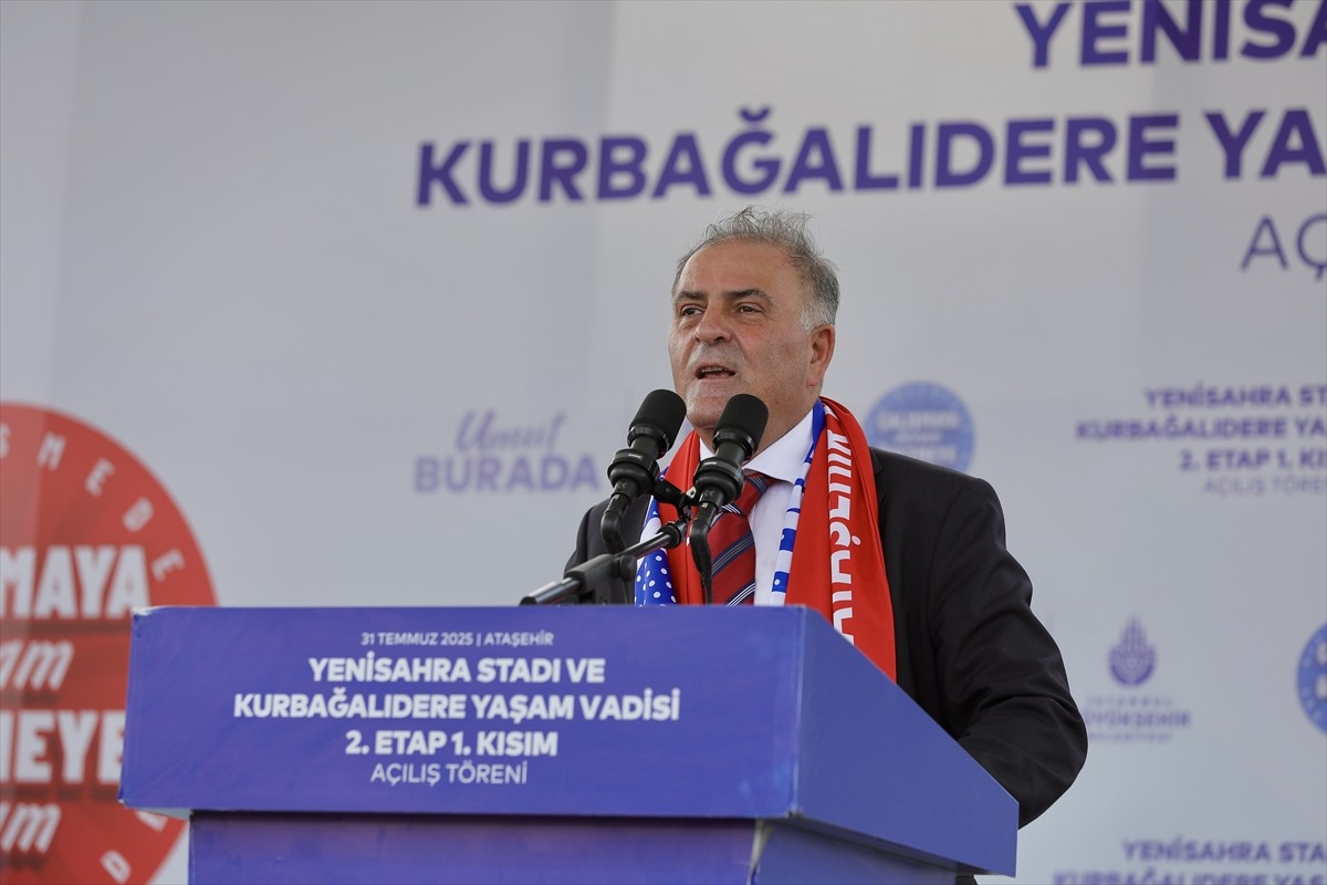 İstanbul Büyükşehir Belediyesince (İBB) yenilenen Yenisahra Stadı ile Kurbağalıdere Yaşam...