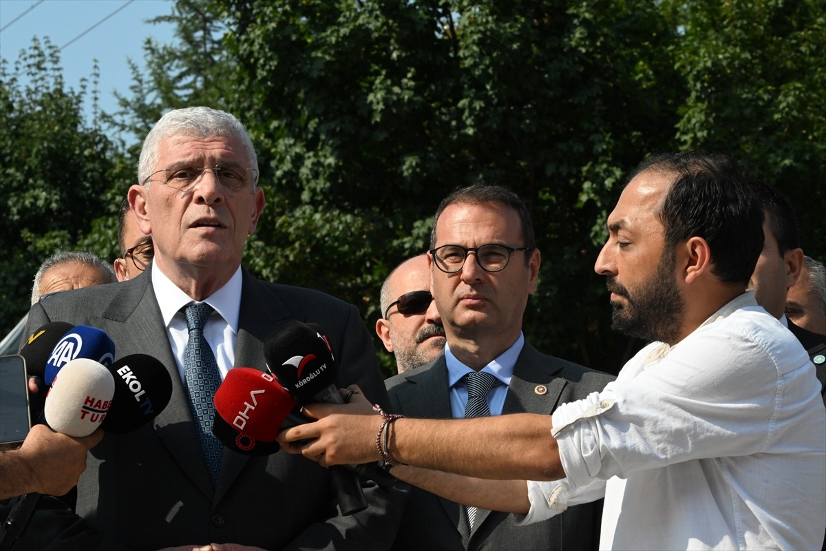 İYİ Parti Genel Başkanı Müsavat Dervişoğlu, Kartalkaya Kayak Merkezi'ndeki Grand Kartal Otel'de 21...