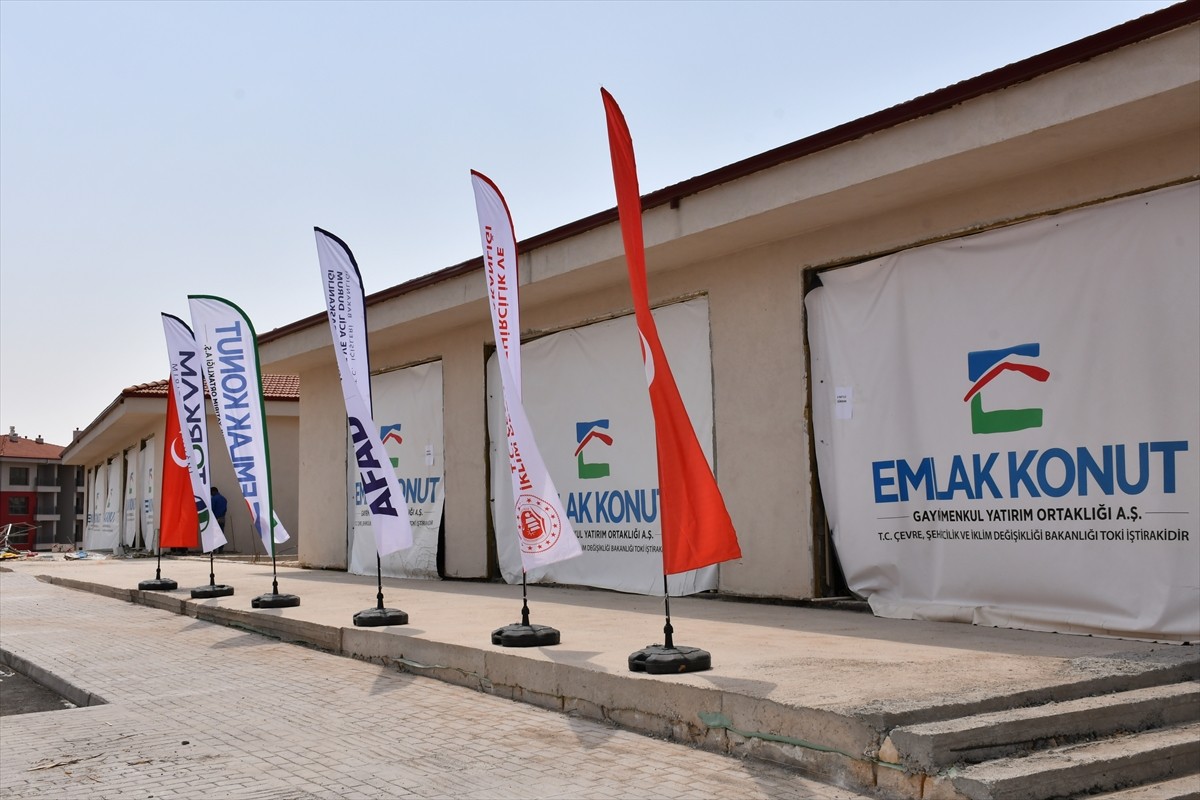 Kahramanmaraş merkezli 6 Şubat 2023'teki depremlerden etkilenen Adıyaman'da yapımı tamamlanan...