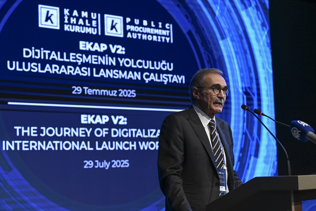 Kamu İhale Kurumu (KİK) tarafından düzenlenen "'EKAP V2: Dijitalleşmenin Yolculuğu' Uluslararası...