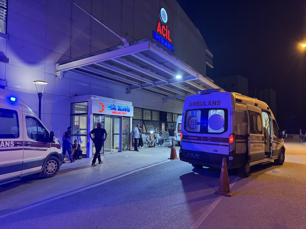 Kastamonu'da düğünde ikram edilen yemekten zehirlenen 91 kişi hastaneye başvurdu.