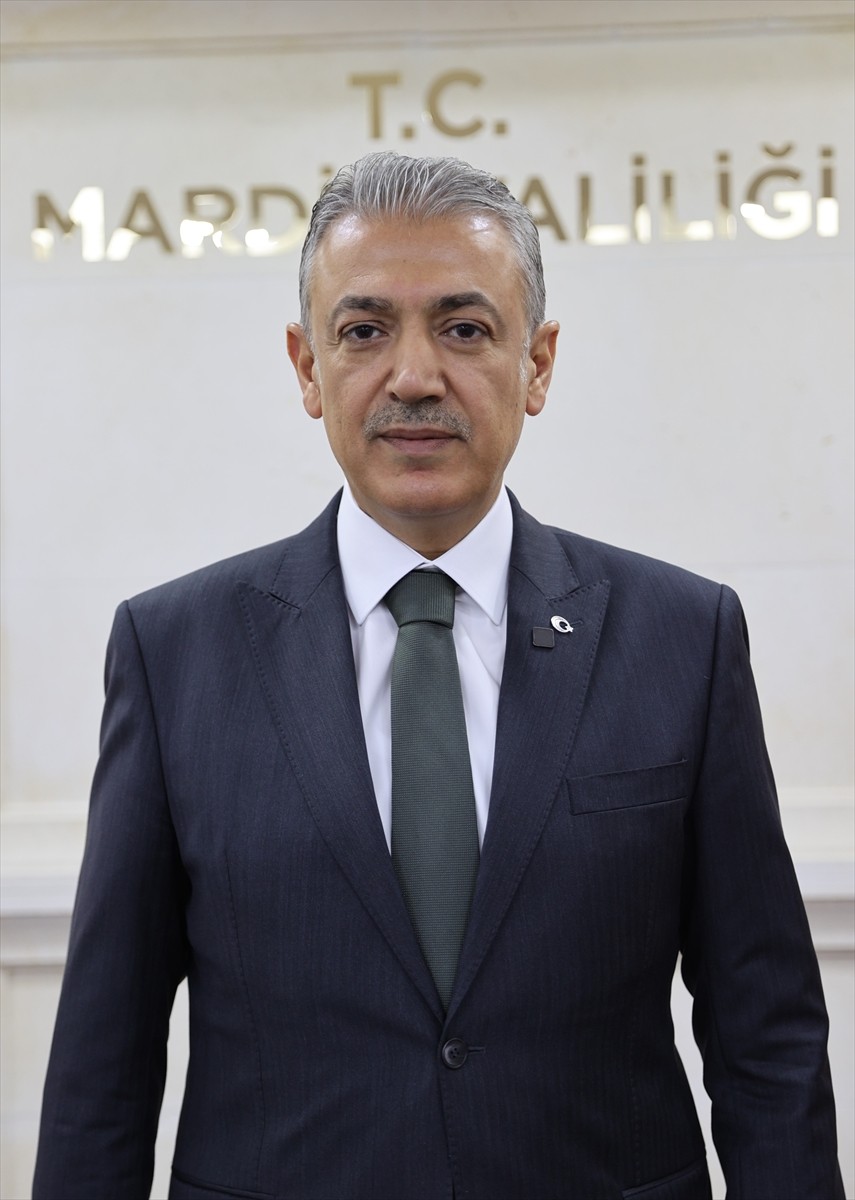 Mardin Valisi Tuncay Akkoyun başkanlığında, İl Emniyet Müdürü Cebrail Buğday ve İl Jandarma...