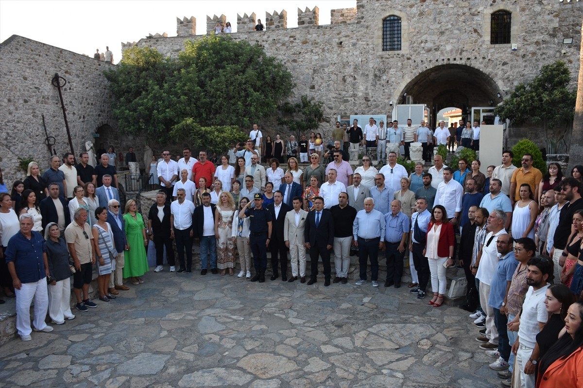 Muğla'nın Marmaris ilçesinde 5 yıl önce balıkçıların ağına takılan, ardından koruma altına alınan...