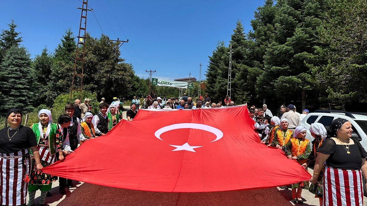 Ordu'nun Kabadüz ilçesinde, 2 bin rakımlı Çambaşı Yaylası'nda 22. Geleneksel Çambaşı Yayla...