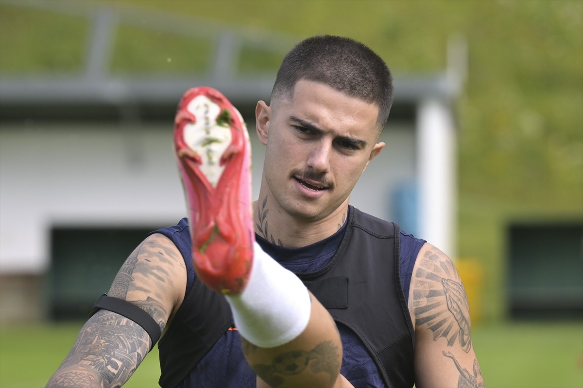 RAMS Başakşehir Futbol Takımı, yeni sezon hazırlıklarını Avusturya'da sürdürdü. Turuncu-lacivertli...