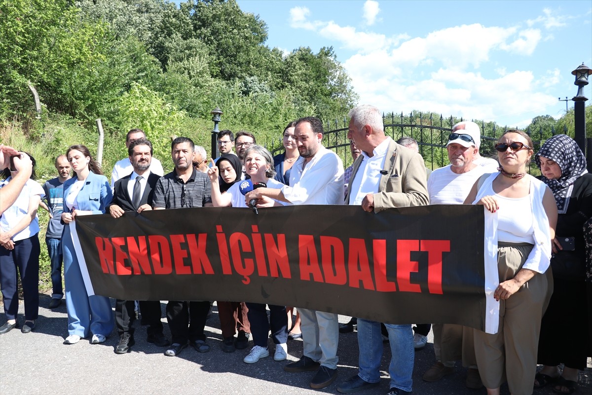 Sakarya'nın Hendek ilçesindeki havai fişek fabrikasında, 3 Temmuz 2020'de meydana gelen patlamada...