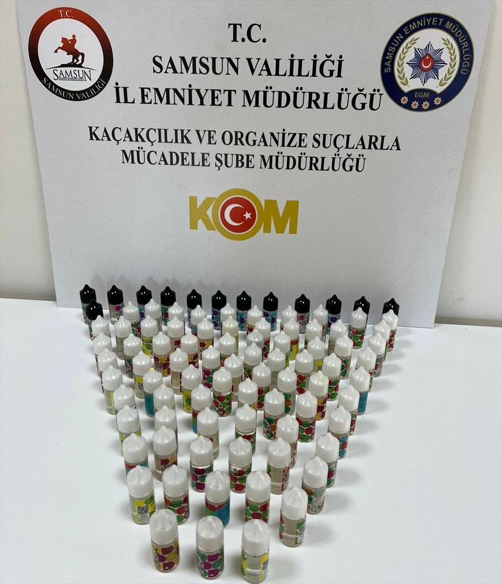 Samsun'un İlkadım ilçesinde düzenlenen kaçakçılık operasyonunda 2 şüpheli gözaltına alındı....