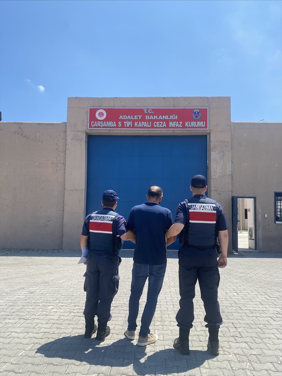 Samsun'un Salıpazarı ilçesinde hakkında 10 yıl kesinleşmiş hapis cezası olan firari hükümlü...