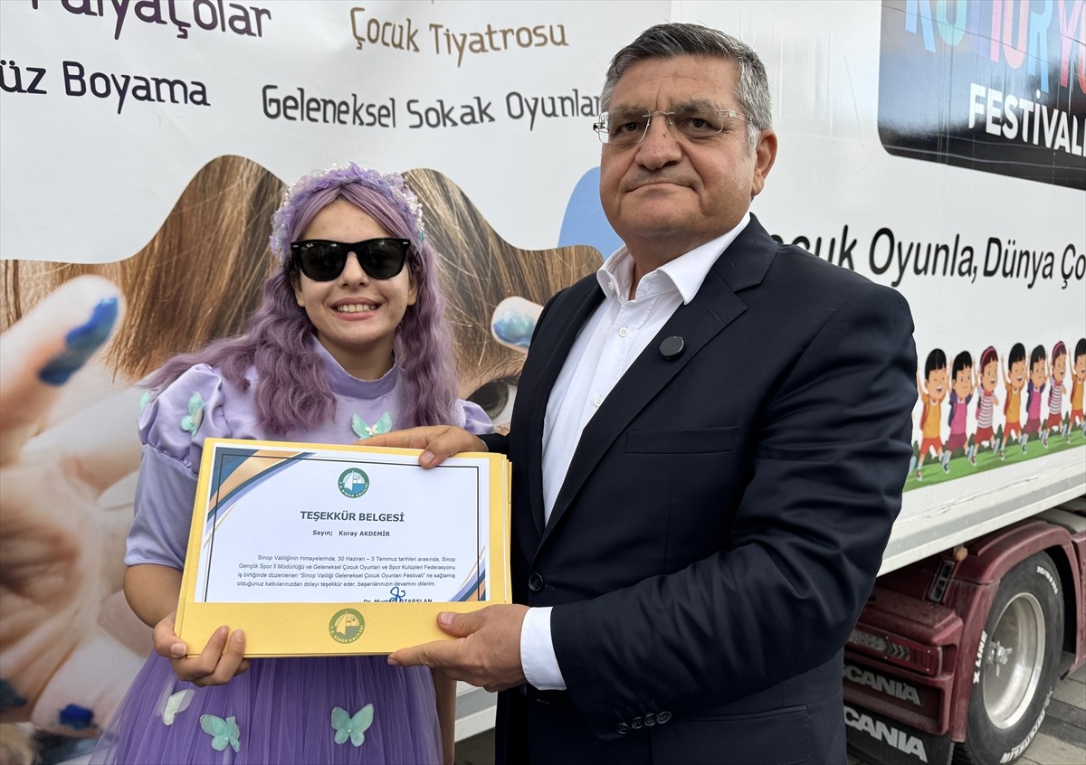 Sinop'ta Valilik tarafından düzenlenen ve 4 gün süren Geleneksel Çocuk Oyunları Şenliği'nde...