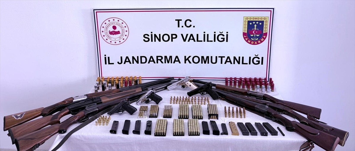 Sinop’ta düzenlenen silah ve mühimmat kaçakçılığı operasyonunda 5 şüpheli gözaltına alındı....