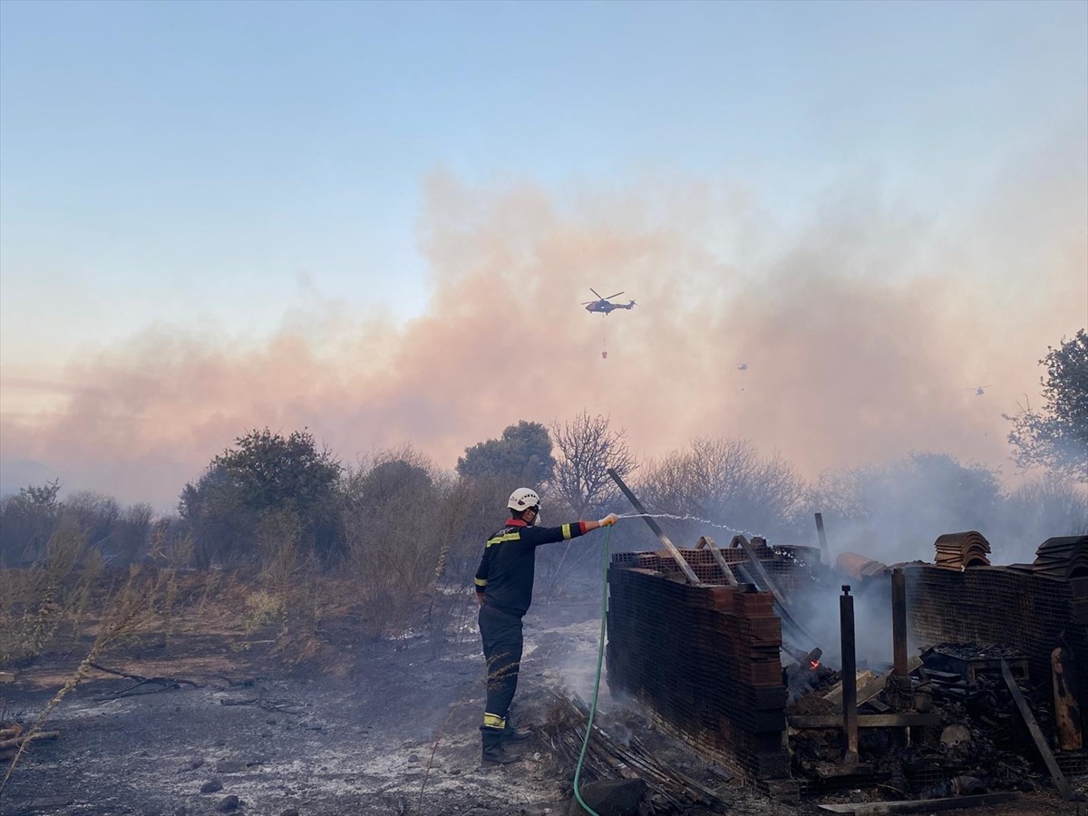 Tamamı gönüllü ceza infaz kurumu personelinden oluşan Ceza ve Tevkifevleri Genel Müdürlüğü Arama...