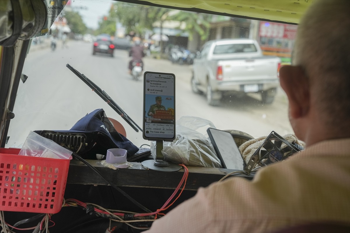 Tayland ile Kamboçya arasındaki tartışmalı sınırda çıkan çatışmada, ⁠ilk belirlemelere göre...