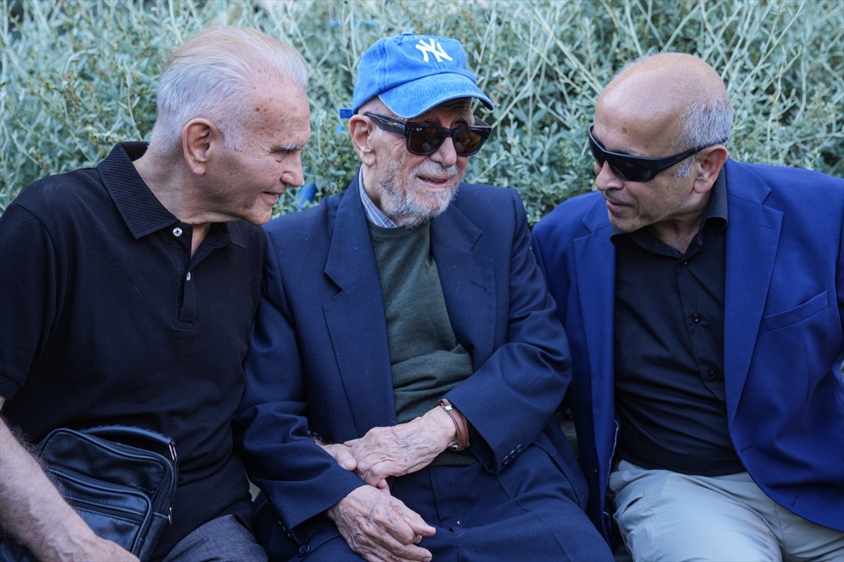 Tedavi gördüğü hastanede hayatını kaybeden Cumhurbaşkanı Başdanışmanı, Ekonomi Politikaları Kurulu...