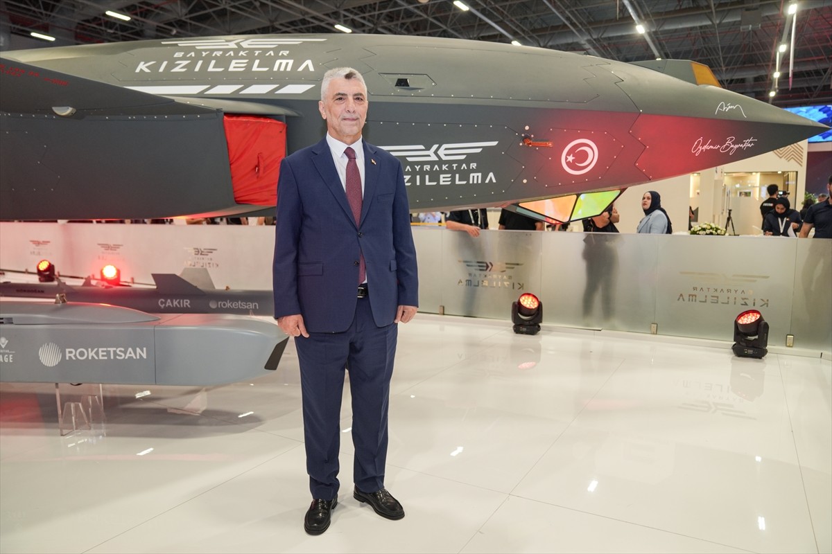 Ticaret Bakanı Ömer Bolat, Anadolu Ajansının (AA) "Global İletişim Ortağı" olduğu, Milli Savunma...