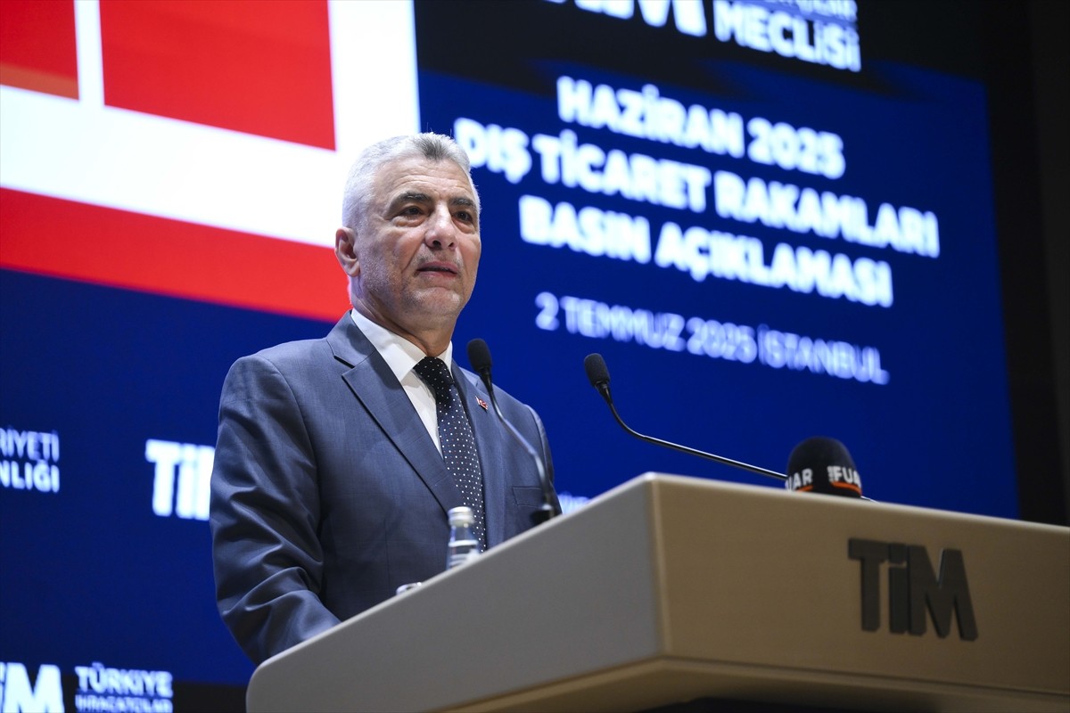 Ticaret Bakanı Ömer Bolat, Dış Ticaret Kompleksi'nde gerçekleştirilen "Haziran 2025 Dış Ticaret...