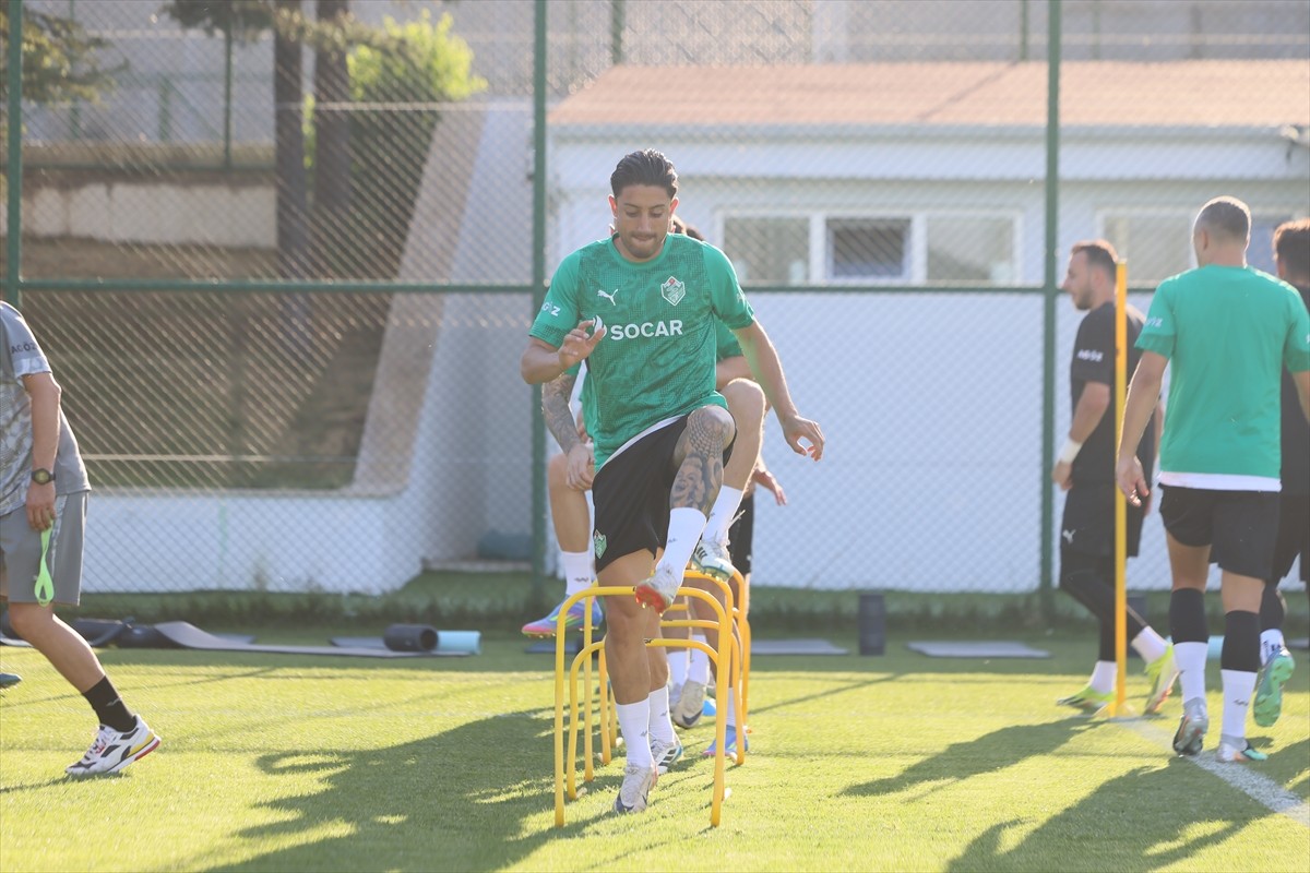 Trendyol 1. Lig ekiplerinden Alagöz Holding Iğdır FK, 2025-2026 sezonu hazırlıkları kapsamında...