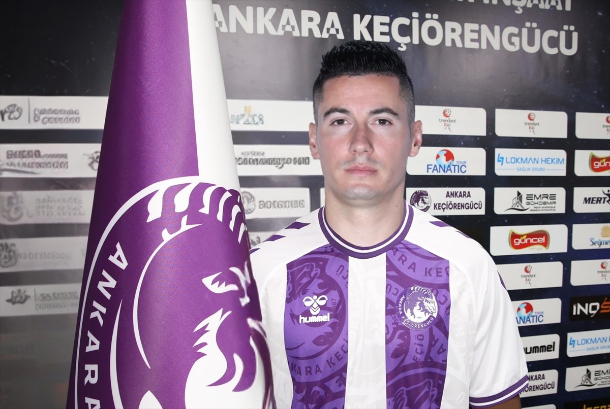 Trendyol 1. Lig ekiplerinden Emre Gökdemir İnşaat Ankara Keçiörengücü, orta saha oyuncusu Odise...