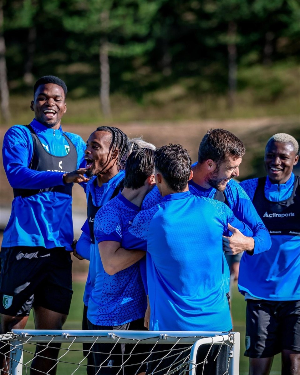 Trendyol 1. Lig ekiplerinden Sipay Bodrum FK, Düzce'de yeni sezon hazırlıklarını sürdürdü....