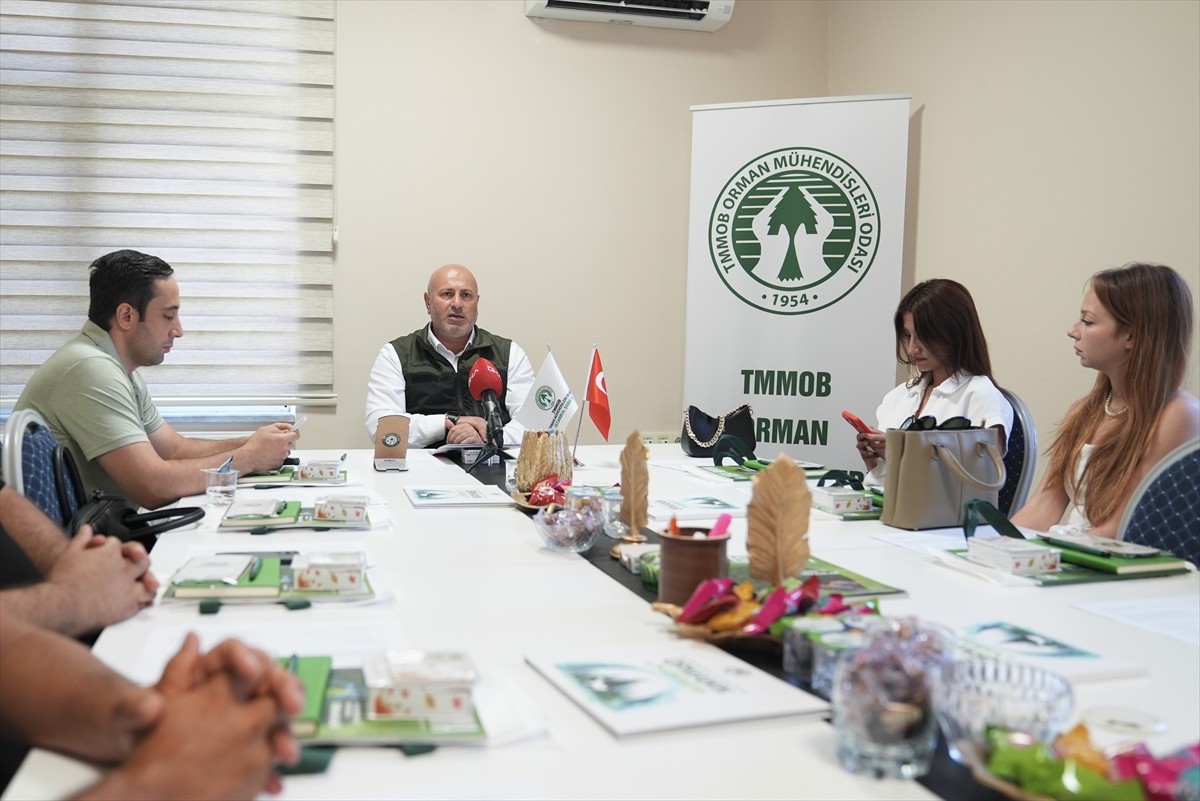 Türk Mühendis ve Mimar Odaları Birliği (TMMOB) Orman Mühendisleri Odası Genel Başkanı Hasan...