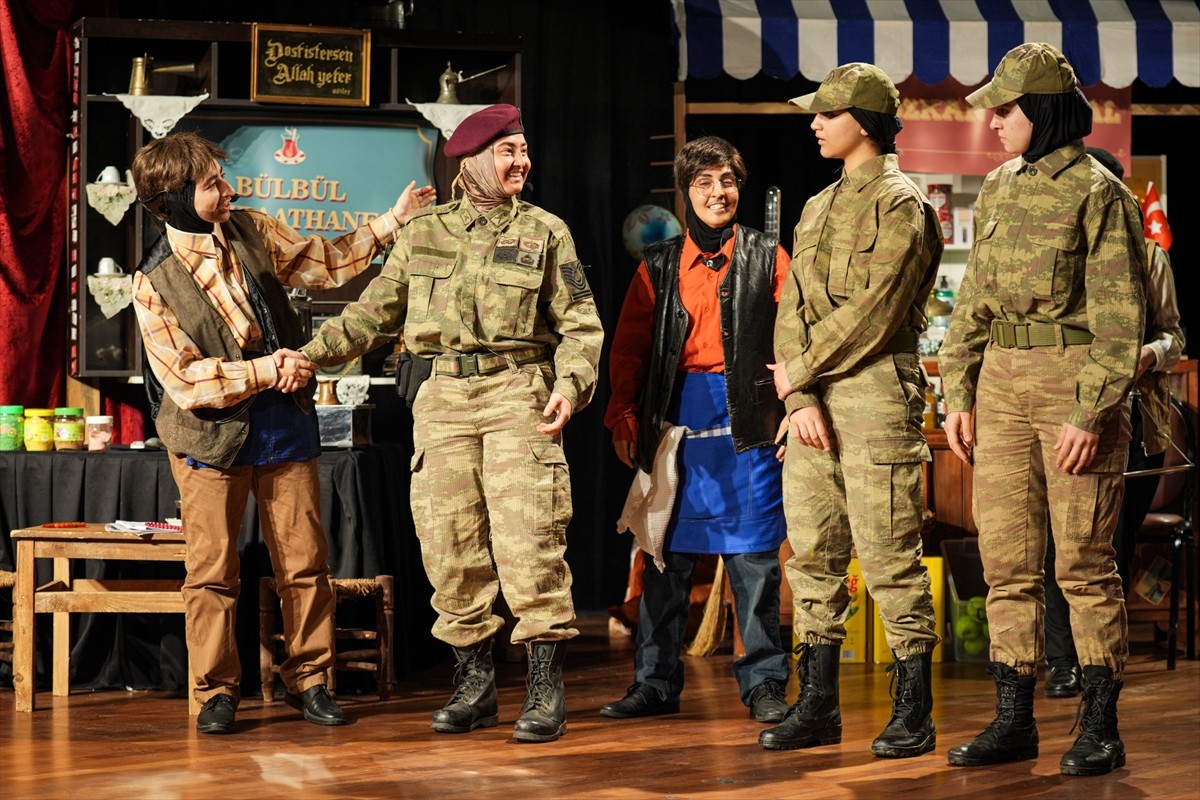 Türkiye Gençlik ve Eğitime Hizmet Vakfı (TÜRGEV) Güzel İşler Fabrikasınca (GİF) hazırlanan "Vatan...