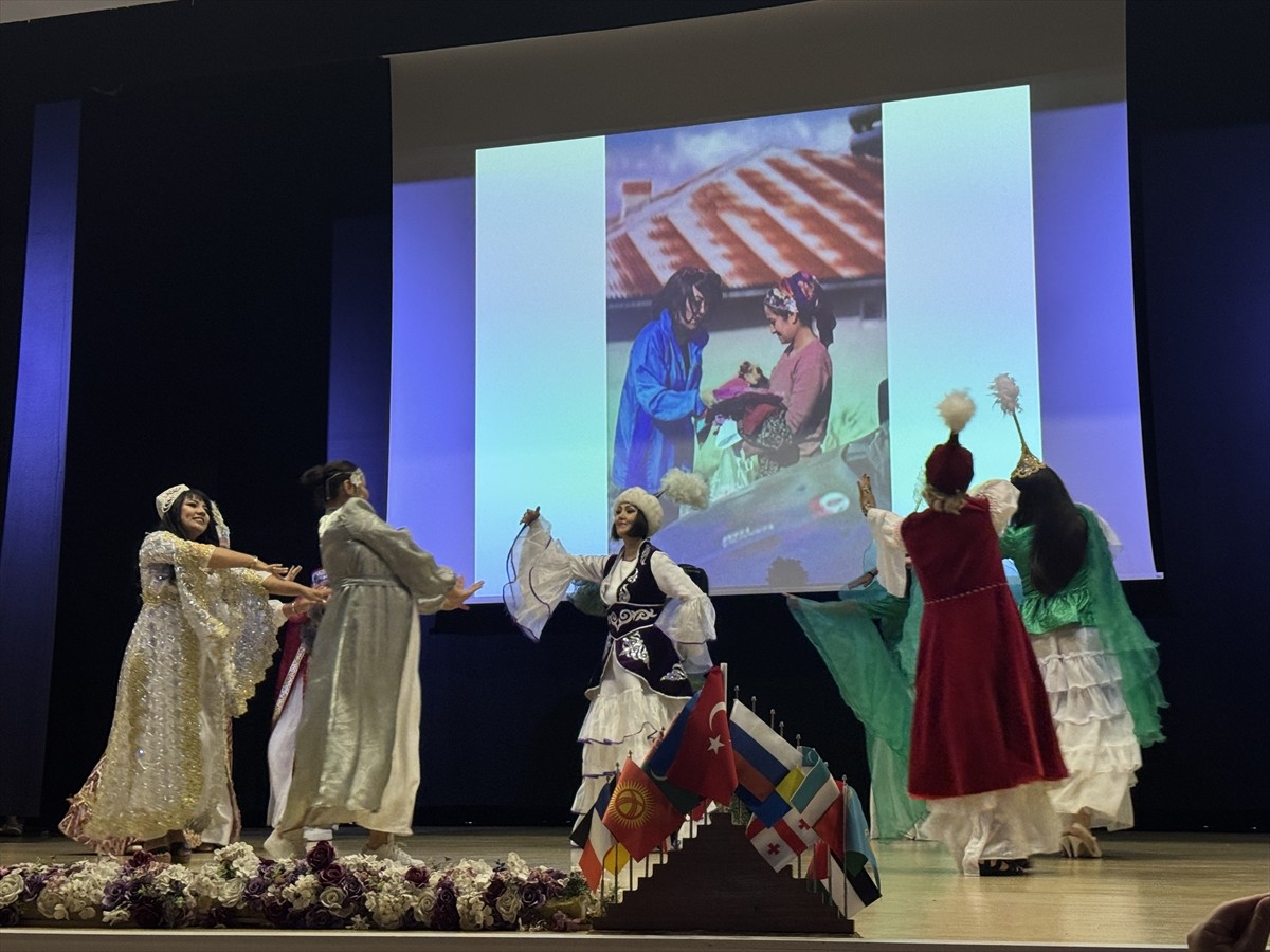 Uluslararası Türk Dünyası Tomris Hatun Kültür Sanat ve Eğitim Derneği ve İstanbul Yörük Türkmenler...