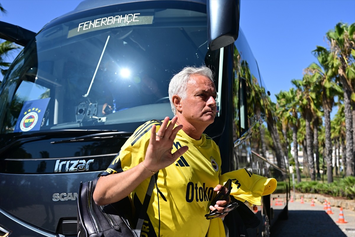 Yeni sezon hazırlıklarının İstanbul etabını tamamlayan Fenerbahçe Futbol A Takımı, kamp çalışması...