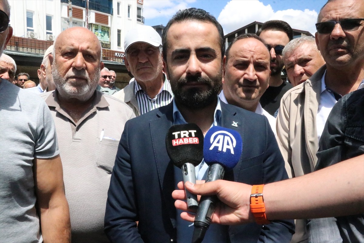 Yozgat'ta, belediye, sivil toplum kuruluşları ve vatandaşlar, Hazreti Muhammed'in karikatür...