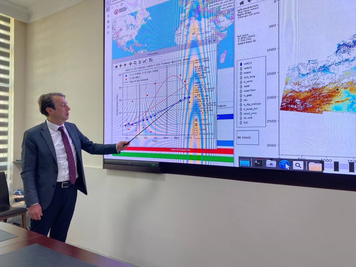 Zonguldak'ta yer bilimciler için 16 ayrı işlemi tek bir uygulamada gerçekleştirerek heyelanlarda...