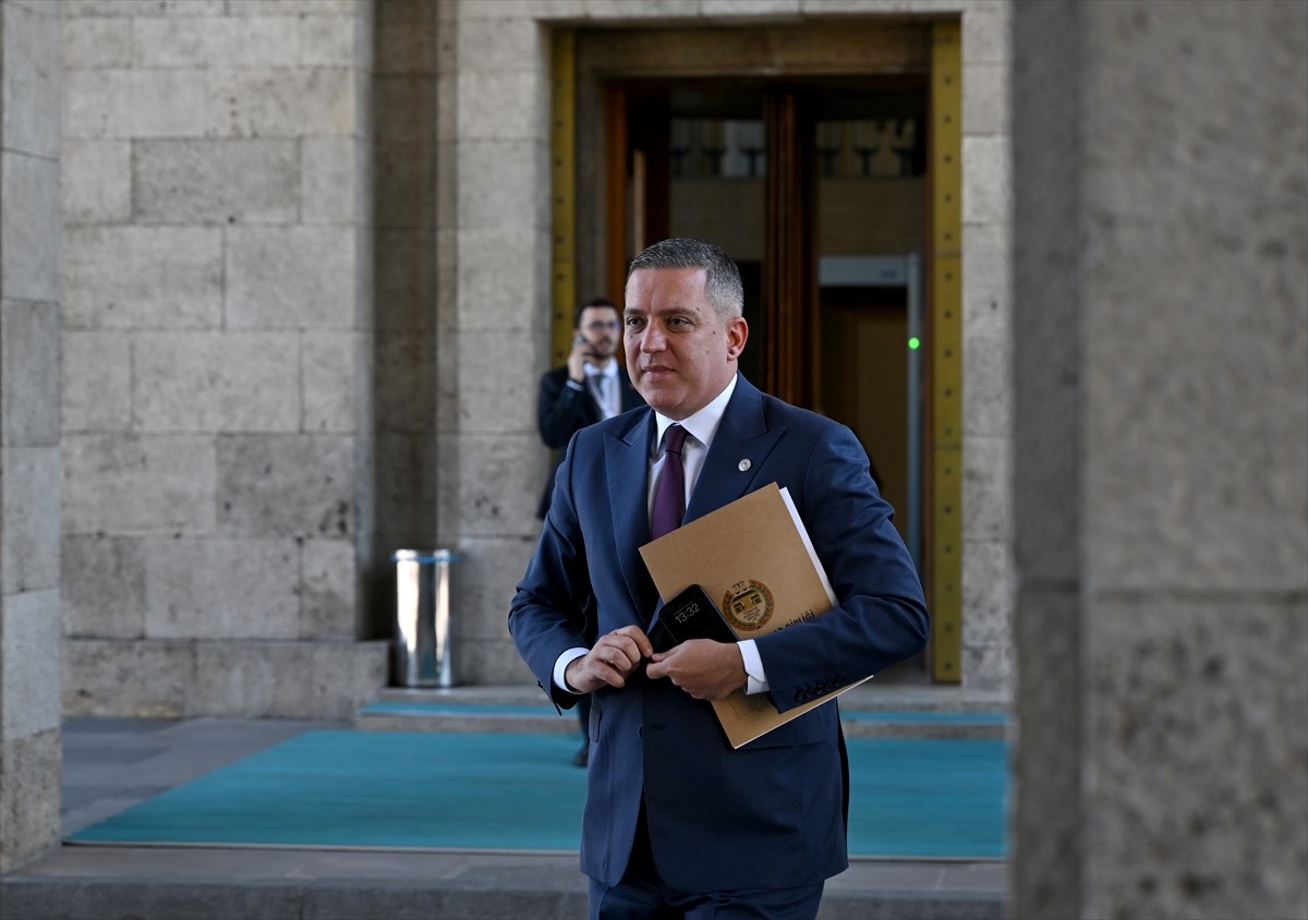 'Terörsüz Türkiye' hedefi doğrultusunda TBMM'de kurulan Milli Dayanışma, Kardeşlik ve Demokrasi...