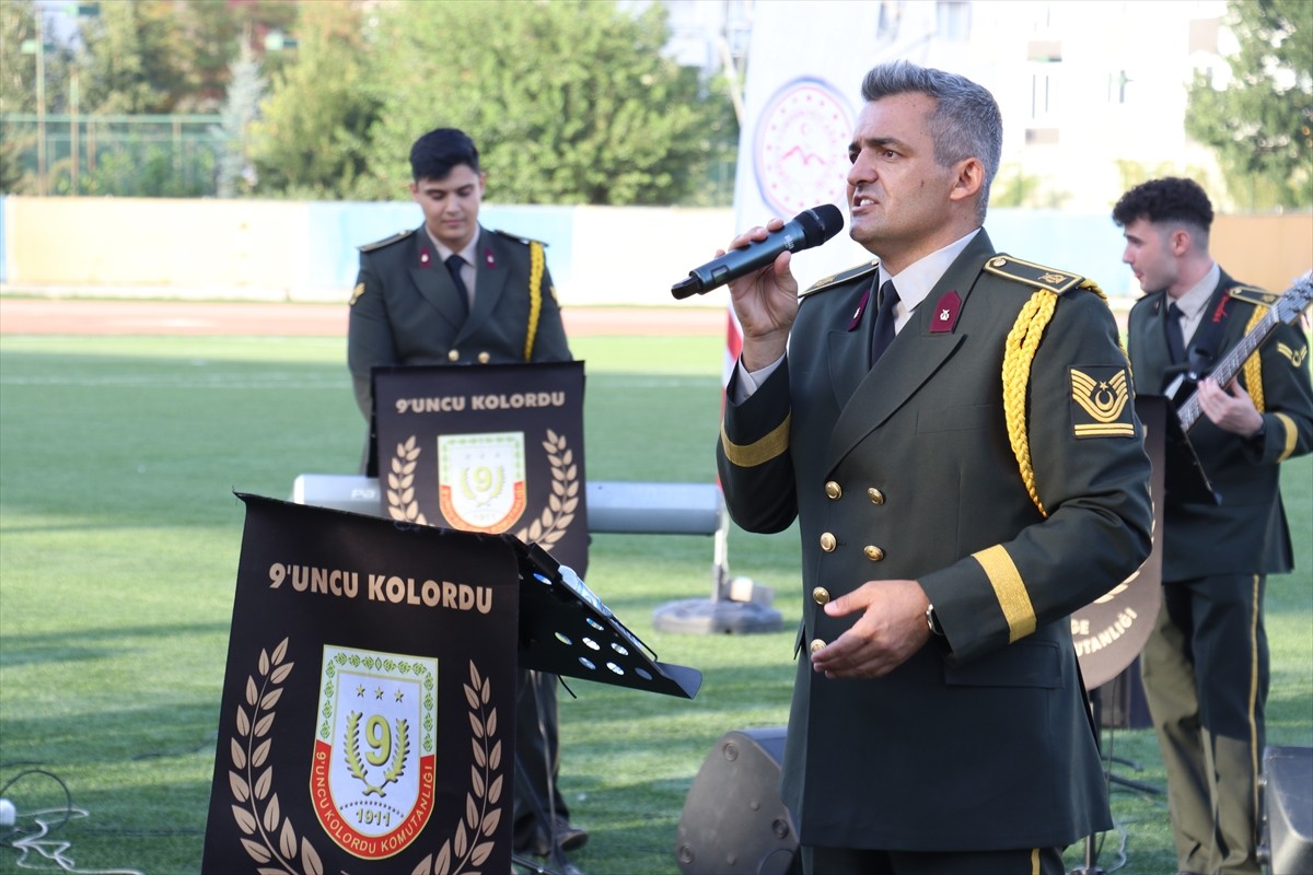 Ağrı'da 9. Kolordu Bölge Bando Komutanlığı, 30 Ağustos Zafer Bayramı etkinlikleri kapsamında...