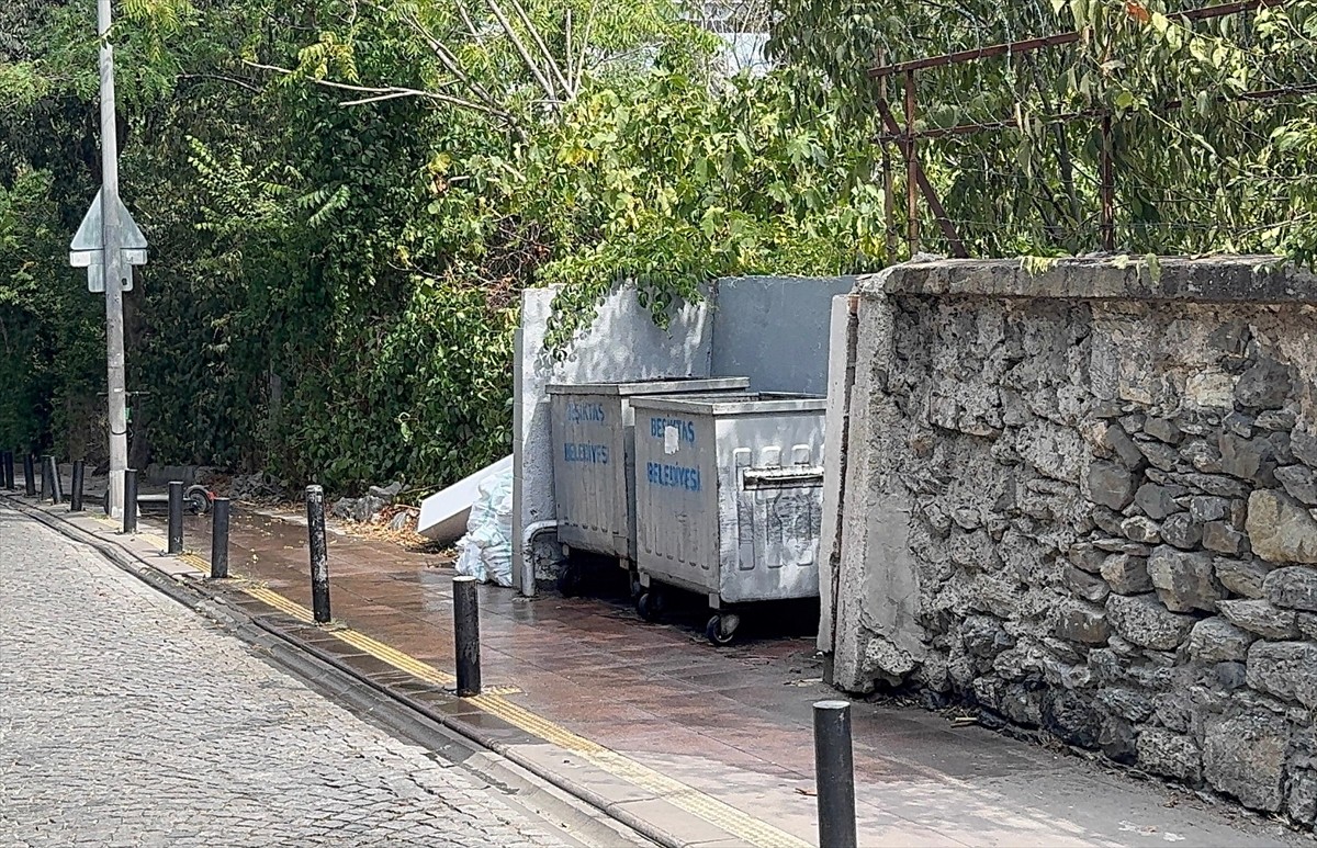 Beşiktaş'ta temizlik personeli tarafından çöpte vücudunda yanık ve kesikler olan bebek cesedi...