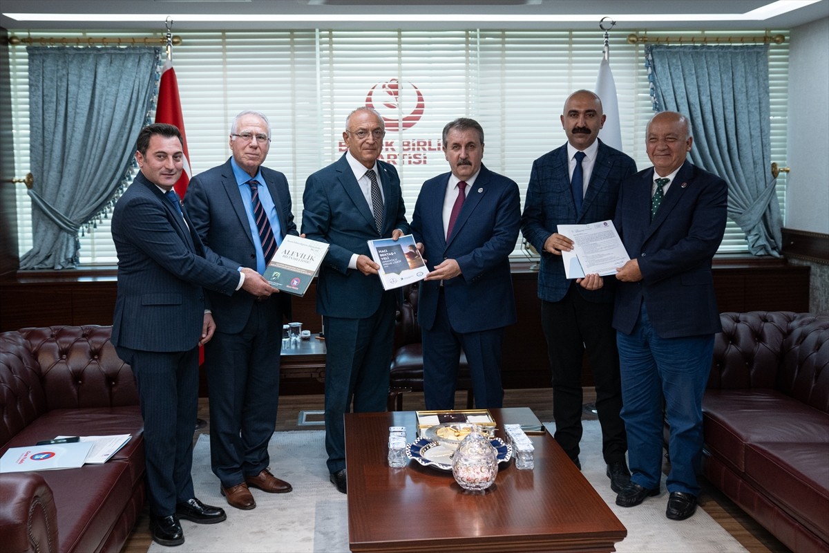 Büyük Birlik Partisi (BBP) Genel Başkanı Mustafa Destici (sağ 3),  Cem Vakfı Genel Başkanı Ahmet...