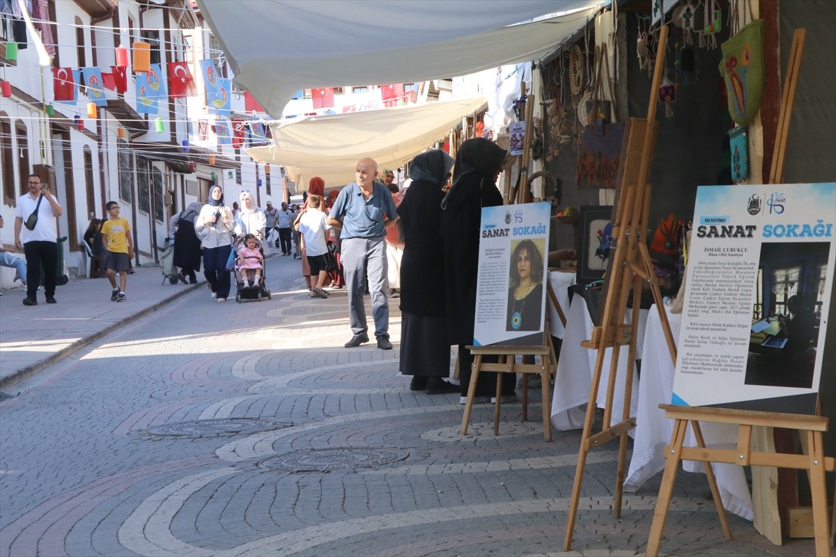 Çankırı’da 4. Uluslararası Tuz Festivali kapsamında Sanat Sokağı'nın açılışı...