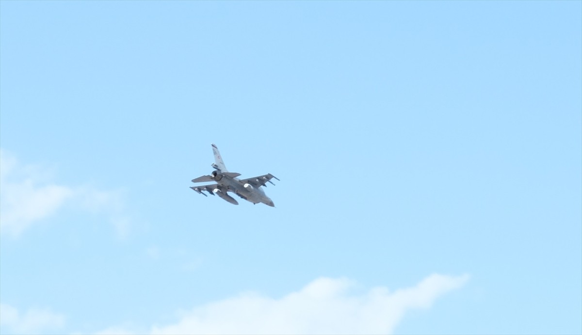 Çankırı’da düzenlenen 4. Uluslararası Tuz Festivali kapsamında F-16 savaş uçakları tarafından...