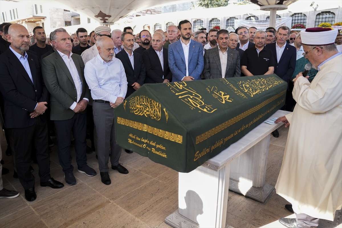 Cumhurbaşkanı Dış Politika ve Güvenlik Başdanışmanı, Büyükelçi Akif Çağatay Kılıç'ın (sol 3) vefat...