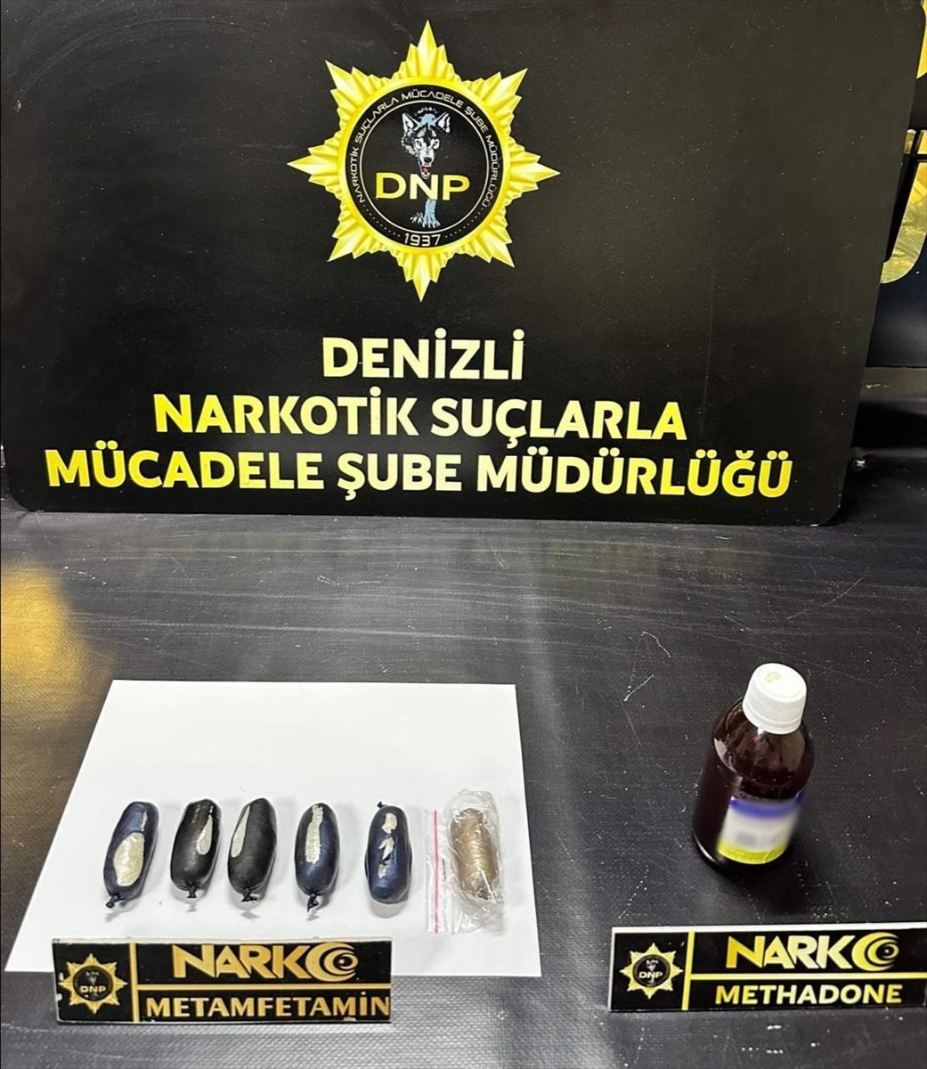 Denizli'de uyuşturucu operasyonunda gözaltına alınan 3 şüpheliden 2'si tutuklandı. Yabancı uyruklu...