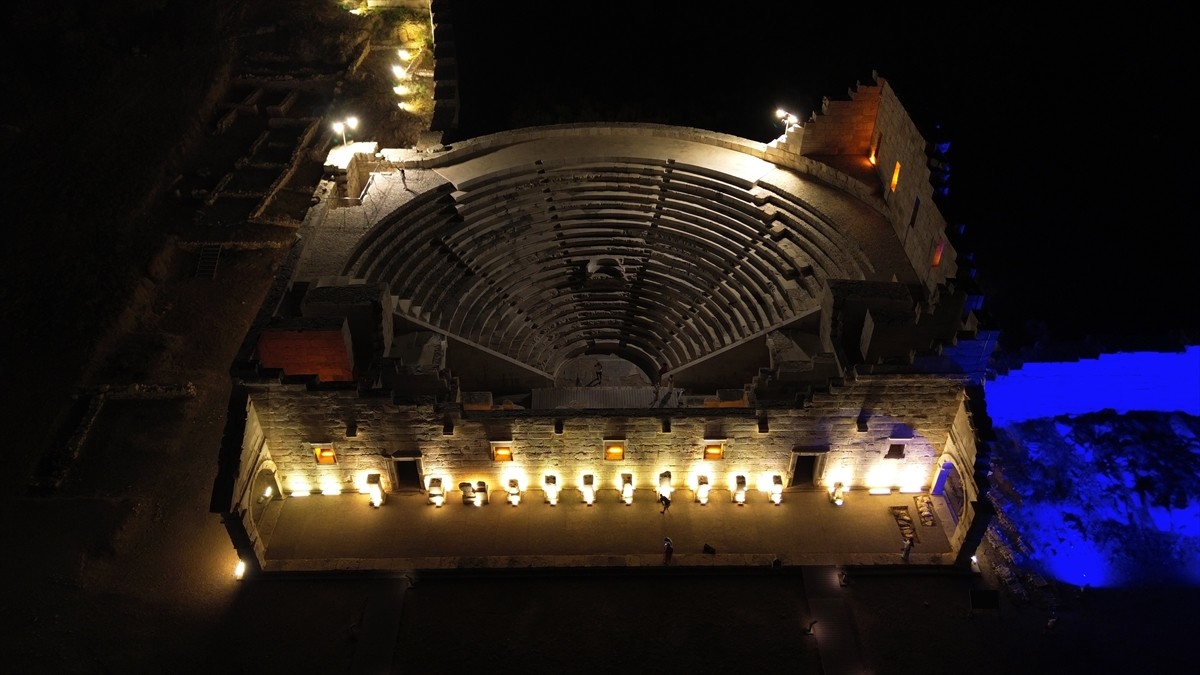 Doğal güzellikleriyle yerli ve yabancı turistlerin ilgisini çeken Antalya'nın Kaş ilçesi, Patara...