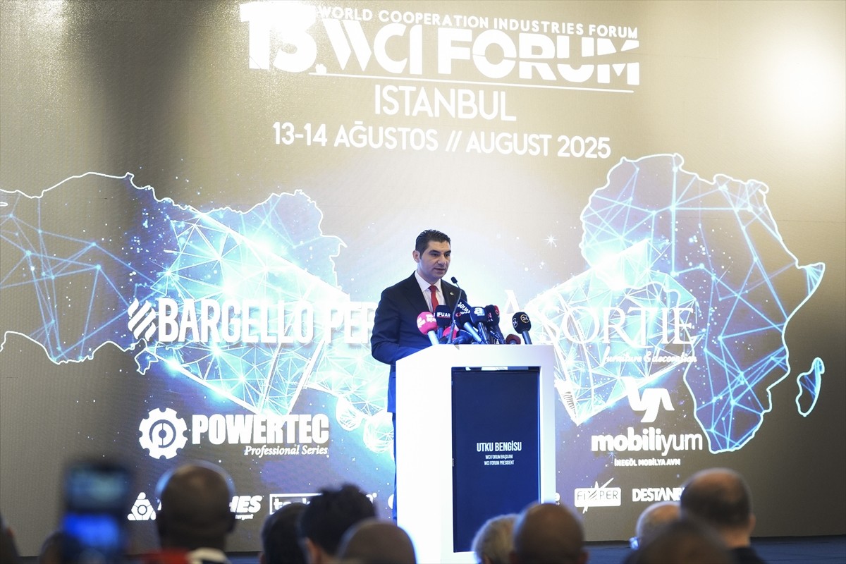 Dünya Sektörler Arası İşbirliği (WCI) Forumu Başkanı ve Afrika Ticaret Merkezleri Kurucusu Utku...