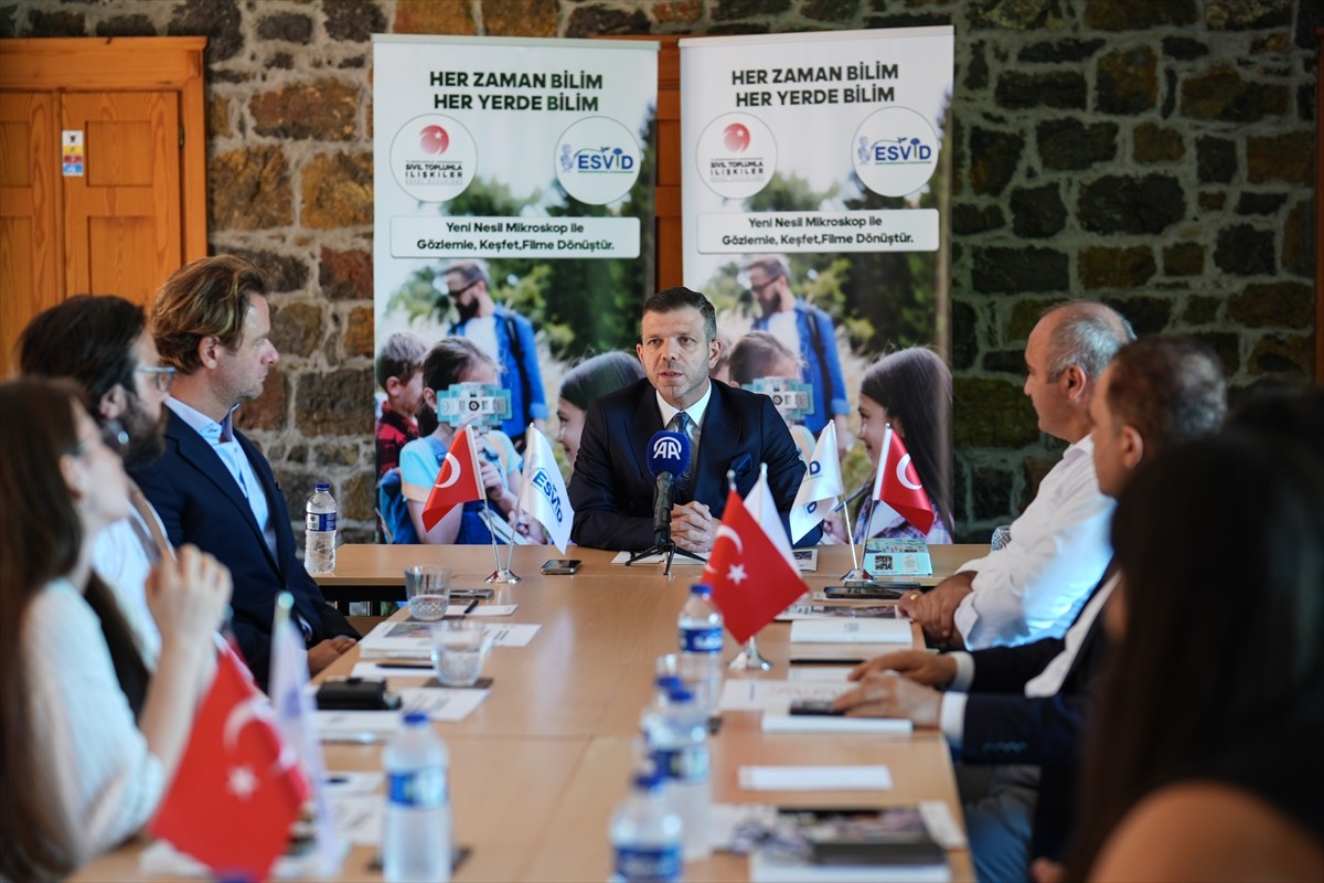 Eğitimde Sürdürülebilirlik ve İnovasyon Derneğince (ESVİD) hayata geçirilen "Her Zaman Bilim, Her...