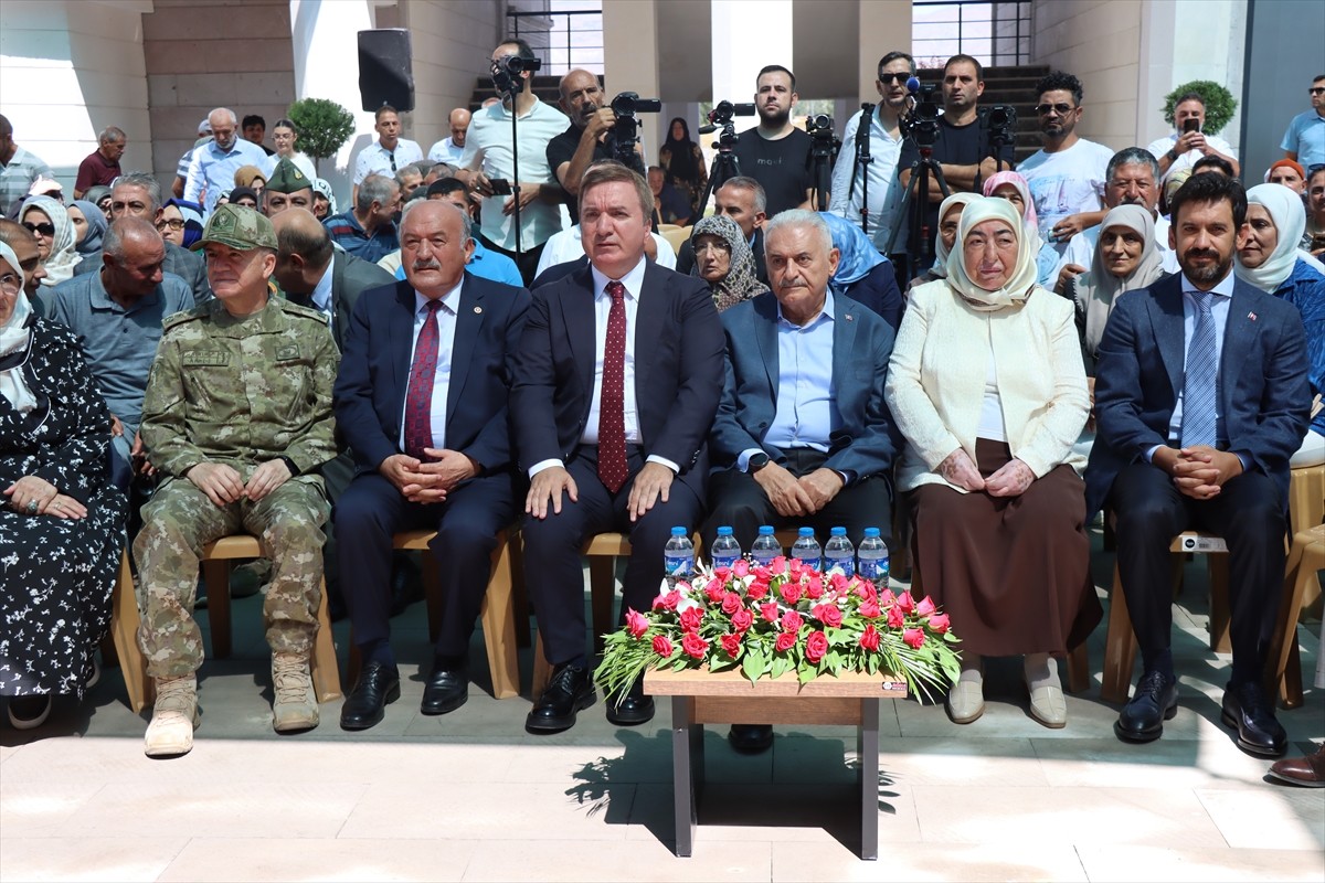 Erzincan'da hayırseverlerin desteğiyle yapımına 2019'da başlanan "Terzibaba Külliyesi" törenle...