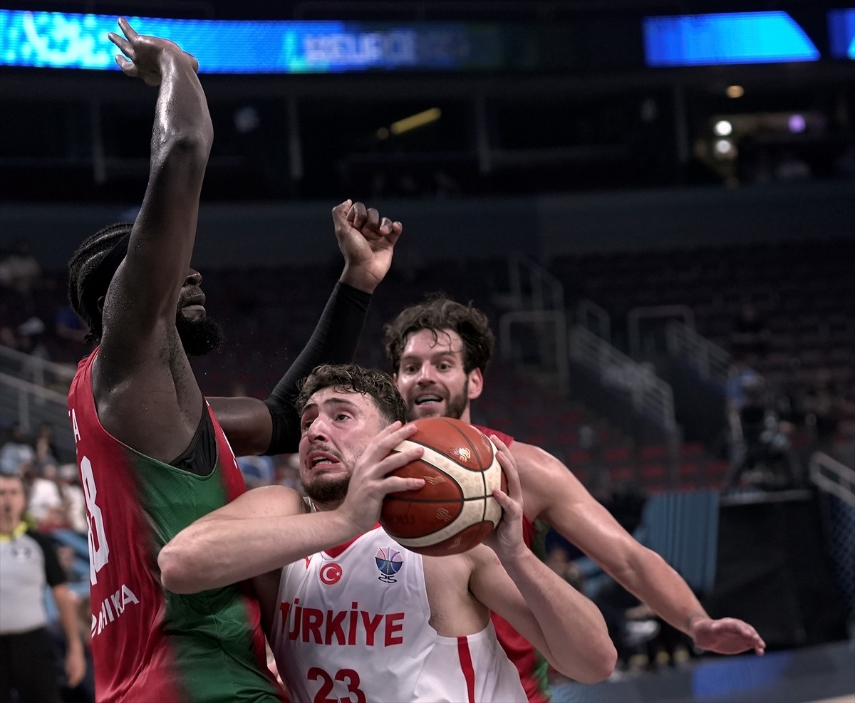 FIBA Erkekler Avrupa Şampiyonasında (EuroBasket 2025) A Milli Basketbol Takımı, A Grubu'ndaki...