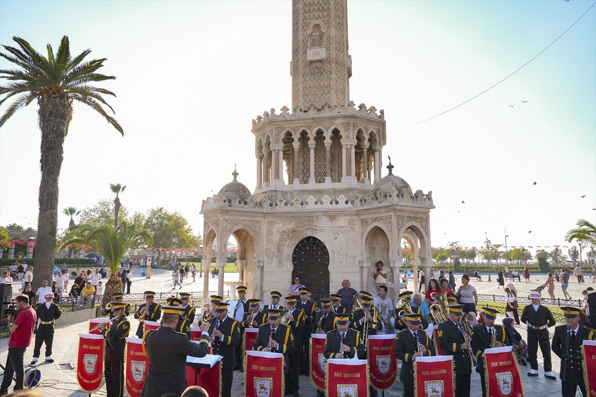 İzmir'de, Ege Ordusu Bölge Bando Komutanlığınca 30 Ağustos Zafer Bayramı kutlamaları kapsamında...