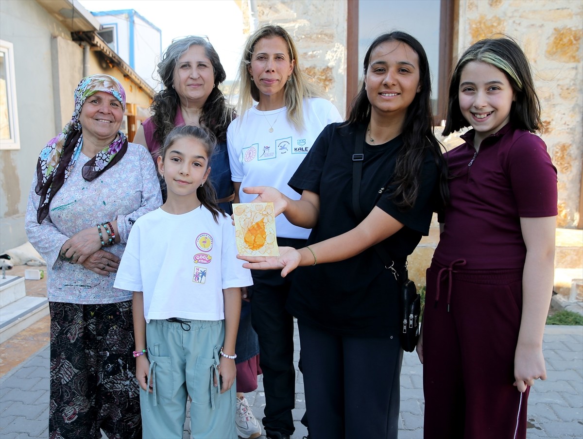 Karabük'ün Eskipazar ilçesinde düzenlenen Uluslararası Sanat Terapisi Çalıştayı sona erdi....