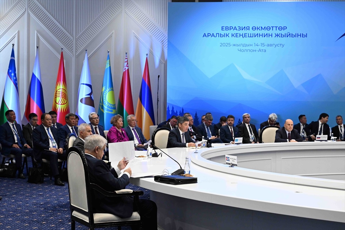 Kırgızistan'ın Issık Göl kıyısındaki Çolpon-Ata şehrinde Avrasya Ekonomik Birliği (AEB) Hükümetler...