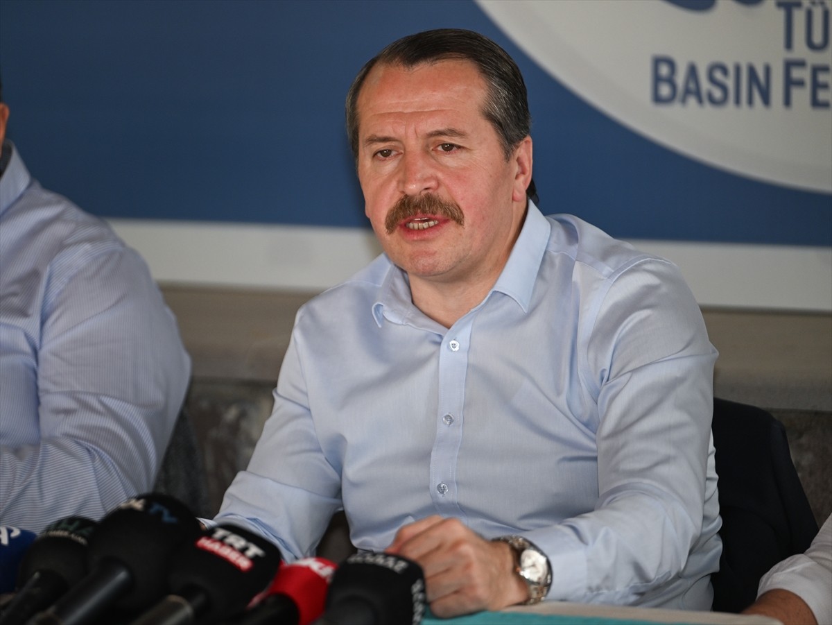 Memur-Sen Genel Başkanı Ali Yalçın, Anadolu Yayıncılar Federasyonunun "Anadolu Sohbetleri"...